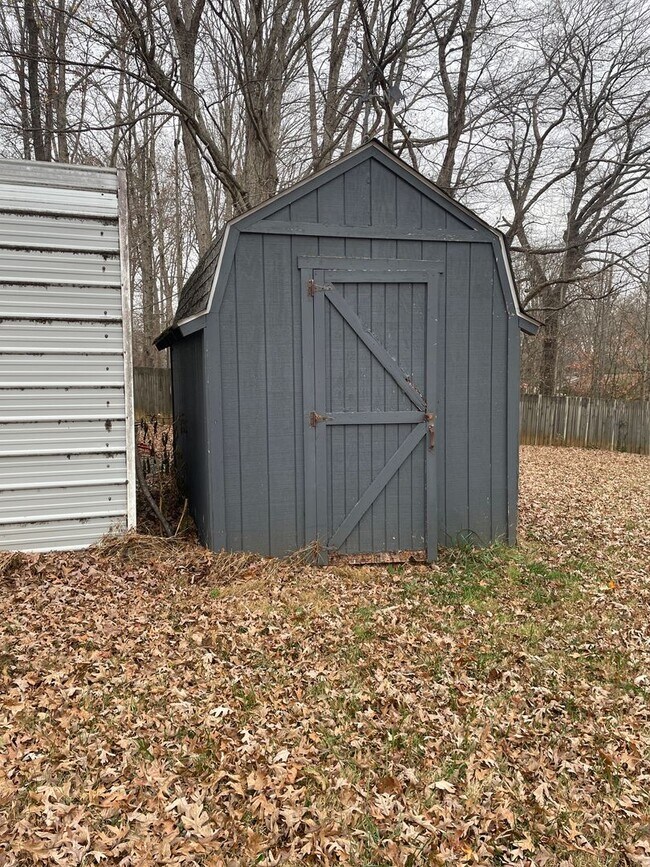 Building Photo - 2812 Kecoughtan Rd