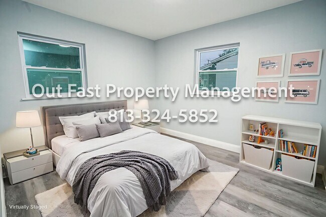 Building Photo - Bright Corner-Lot Home Near Bayshore and City Conveniences