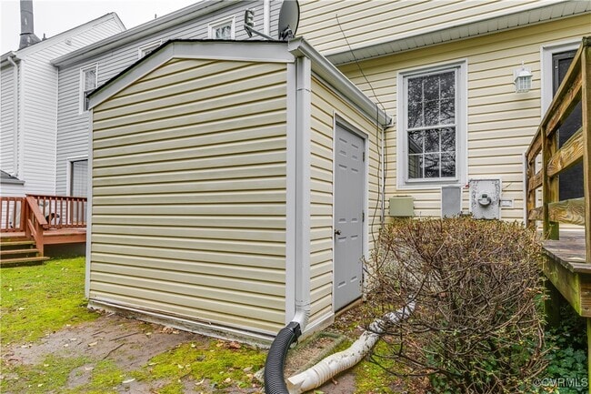 Building Photo - 5543 Forest Hill Ave