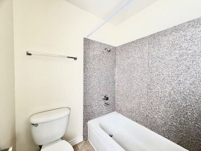 Building Photo - Las Vegas Guard-Gated Condo for Rent | 2 Bedroom Upstairs Unit | River Glen Community