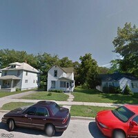 Building Photo - 616 W Wolf Ave