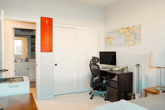 Building Photo - 3257 E Wild Horse Privado