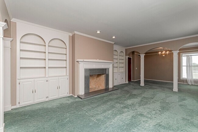 Building Photo - Please View 3D Virtual Walk-Through Before...