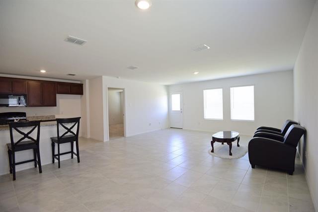 Building Photo - 14133 Aberavon Dr