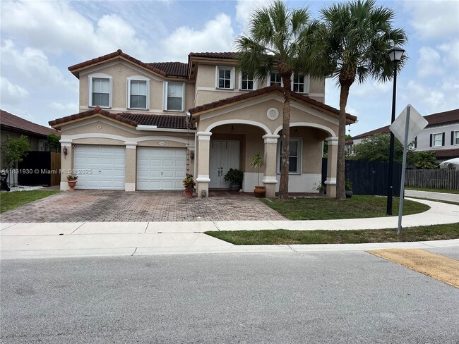 Primary Photo - 9140 SW 153rd Ave