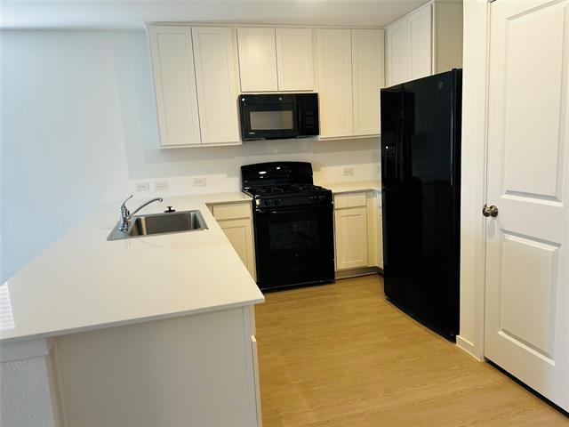 Building Photo - 2033 Derby Ln