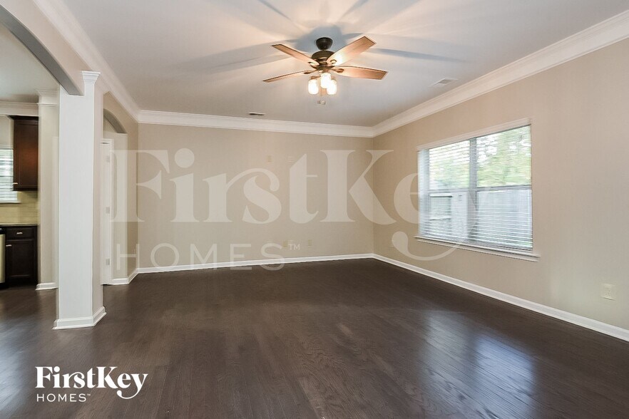 Building Photo - 100 Stone Manor Ct