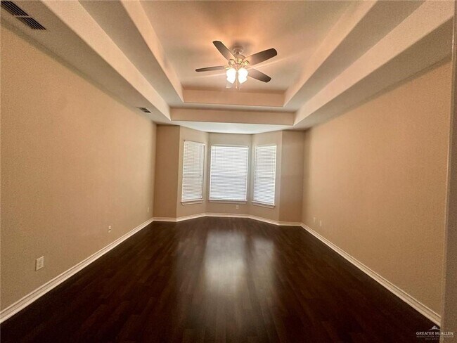Building Photo - 29 Santa Maria St