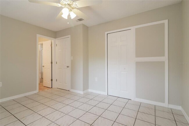 Building Photo - 1510 Bavon Dr