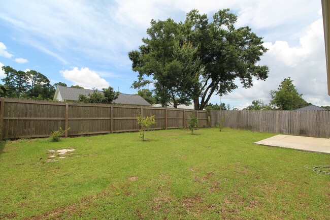 Building Photo - Newly constructed home in Southwest Pensac...