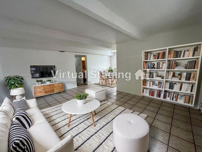 Primary Photo - 1045 S Flagler Ave