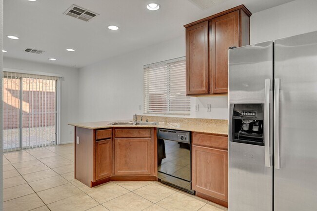 Building Photo - 9947 Corbridge St