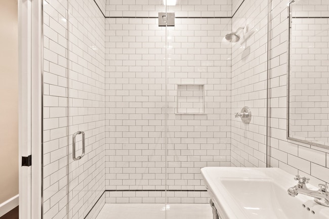 Bathroom - 1120 Poinsettia Dr