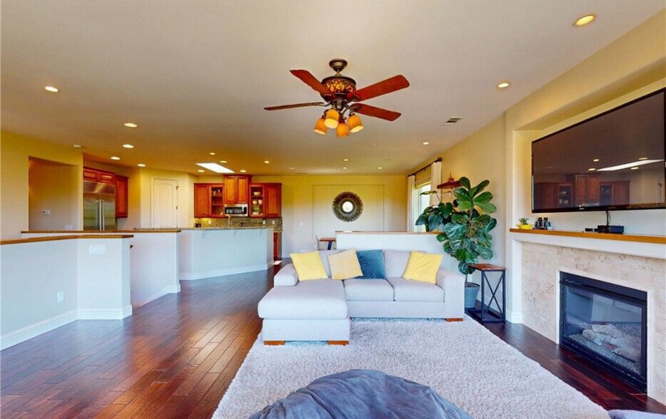 Building Photo - 5595 Tanbark Ct