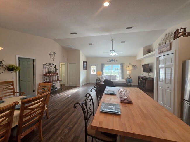 Building Photo - Beautiful corner lot home