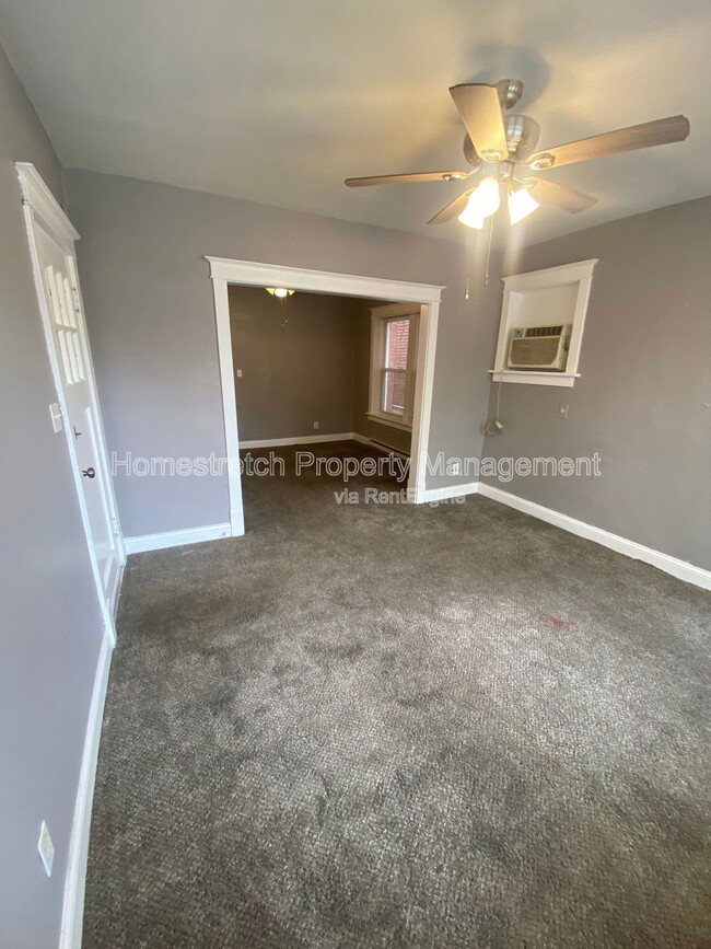 Building Photo - 3107 Osceola St
