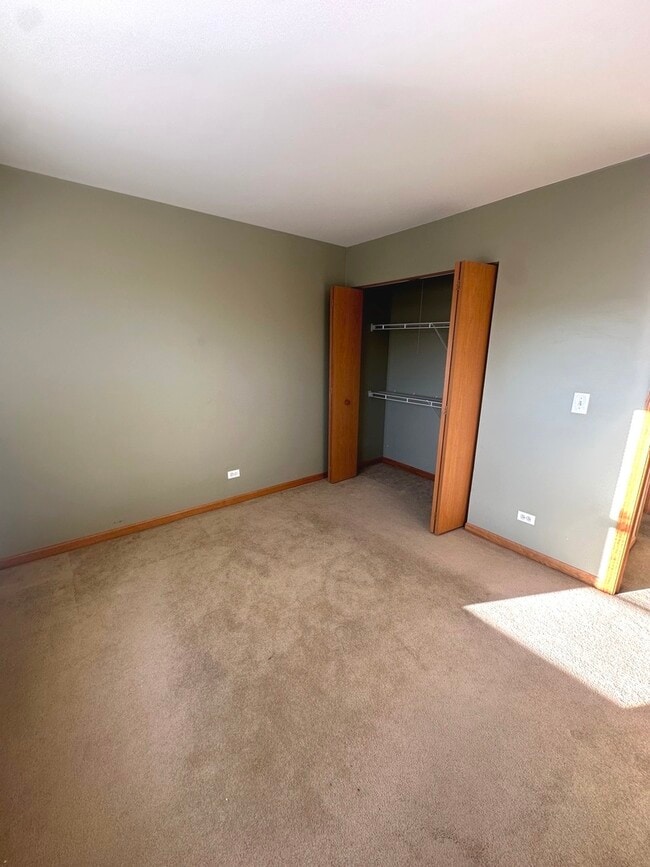 Building Photo - 3088 Serenity Ln