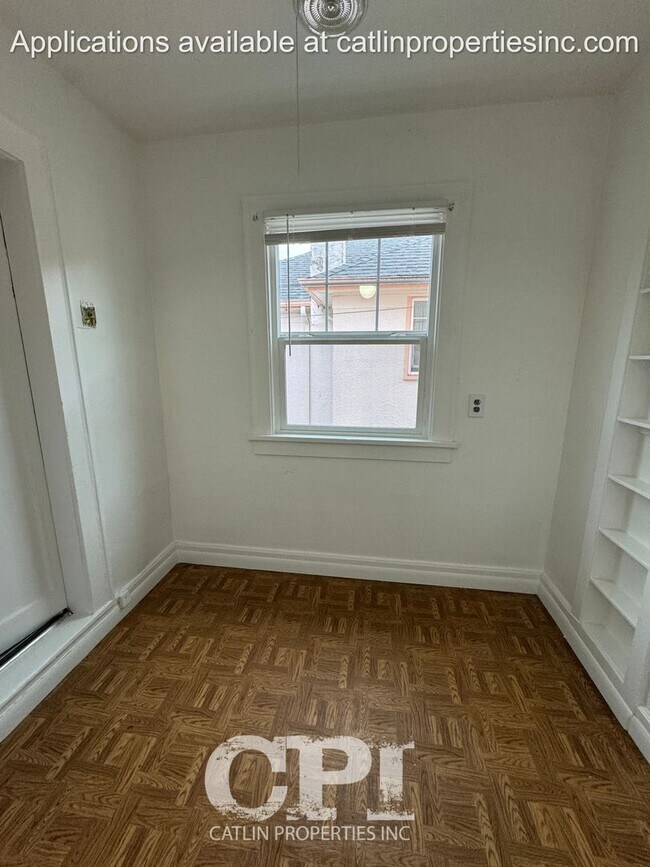 Building Photo - 1529 20th Ave