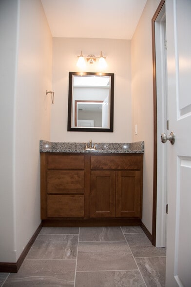 Building Photo - 6383 Osage Dr