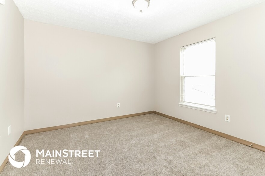 Building Photo - 2913 Dumesnil, Apt #3