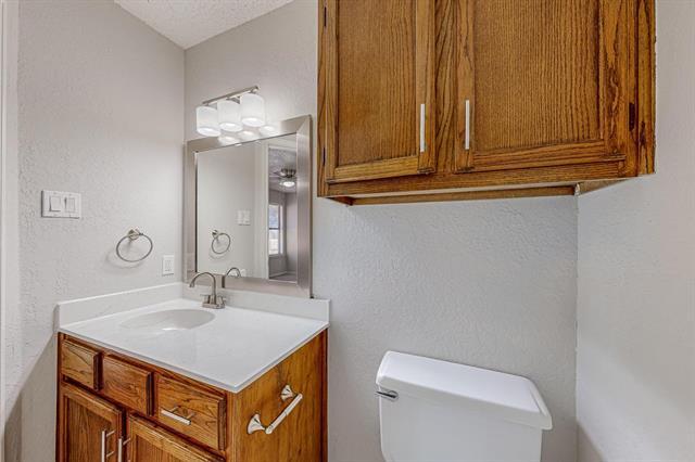 Building Photo - 420 Lucille St