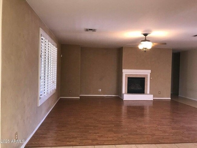 Building Photo - 16804 W Northampton Rd