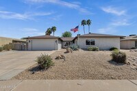 Building Photo - 4913 E Acoma Dr