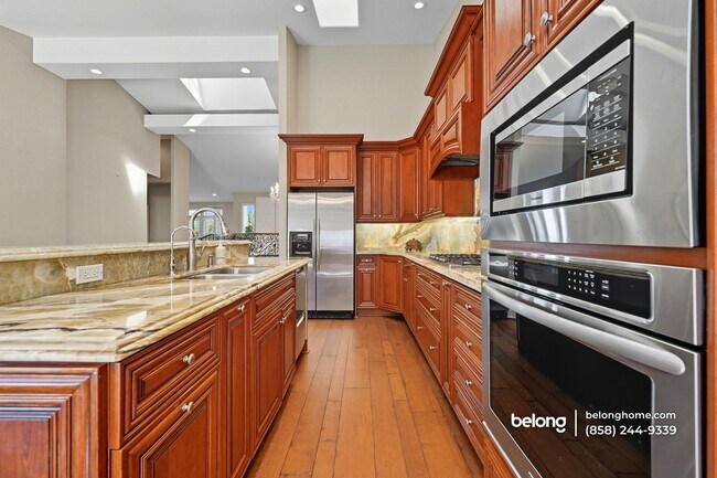 Building Photo - 4911 Amador Dr