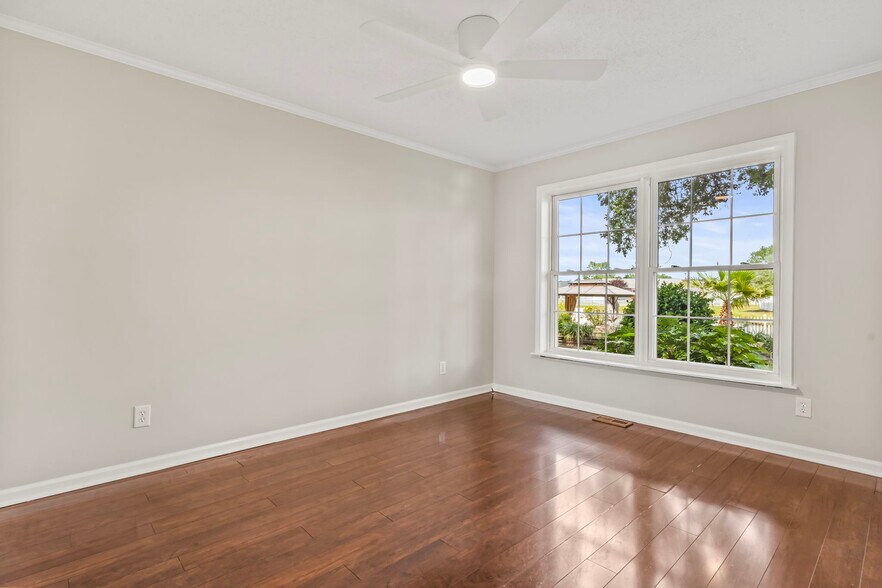 Building Photo - 257 Stone Throw Dr