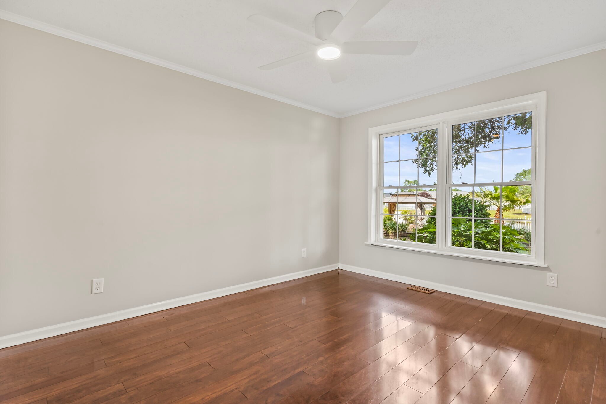 Building Photo - 257 Stone Throw Dr