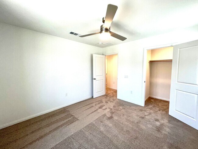 Building Photo - Brand-New 5-Bedroom, 3-Bath Single Family Home for Lease in Ontario with Solar Panels