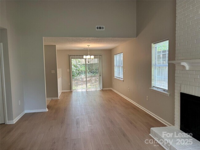 Building Photo - 3710 Burntwood Ct