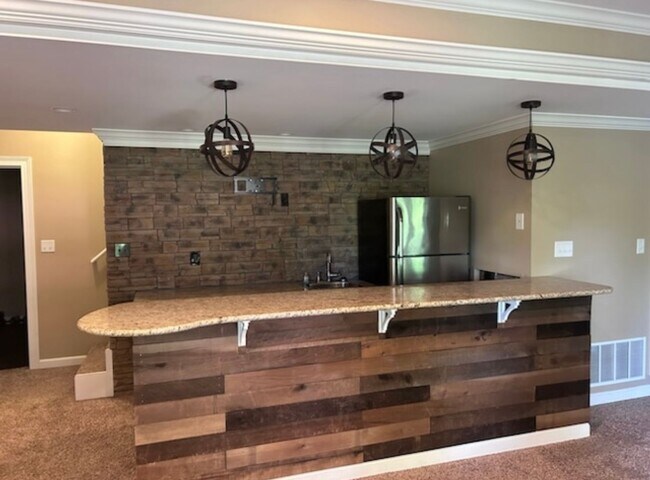 Building Photo - 1313 Provident Creek Ct