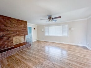 Building Photo - 13 Owens Rd