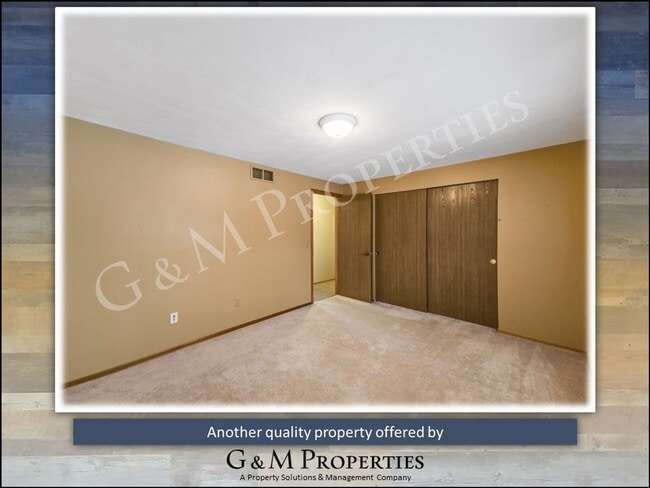 Building Photo - Rare 4-Bedroom Home Rental in the Penfield School District!