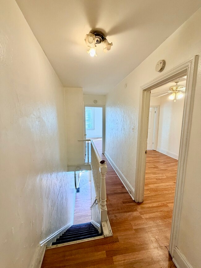 Building Photo - 1531 W Tucker St