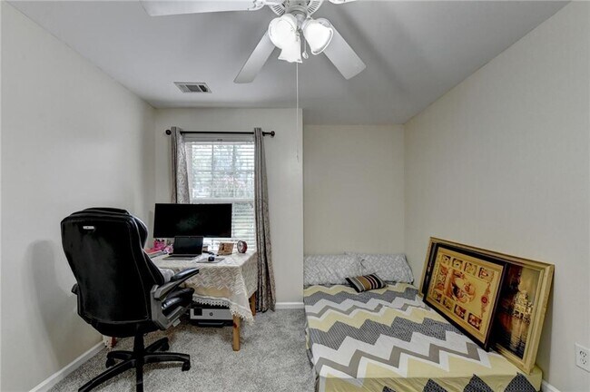 Building Photo - 2602 Pierce Brennen Ct NE