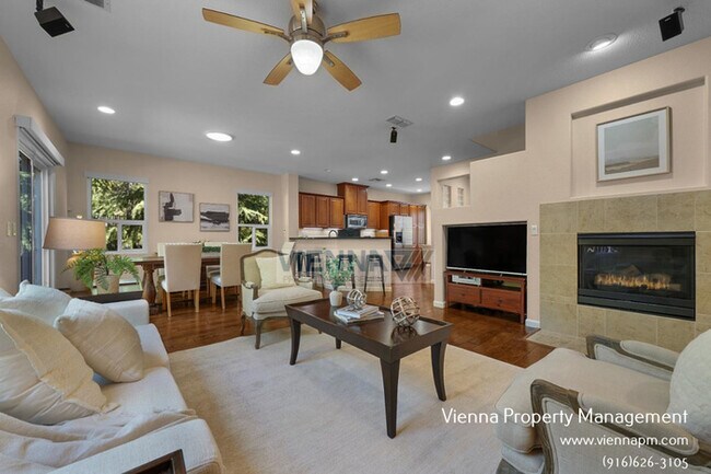 Building Photo - 3705 Abby Ct