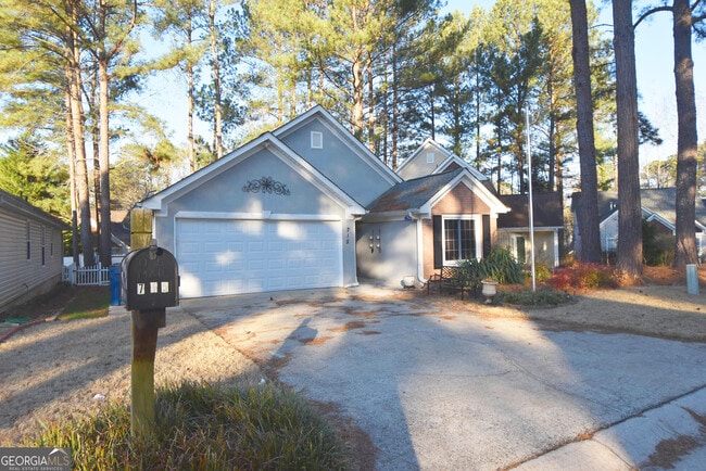 Building Photo - 715 S Fairfield Dr