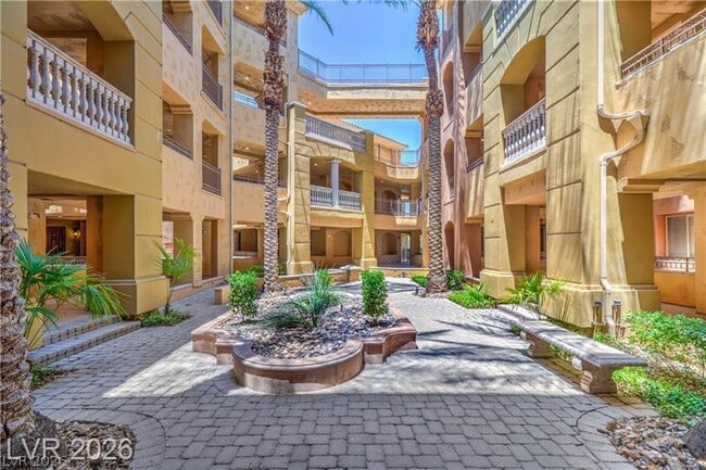 Building Photo - 15 Via Mantova