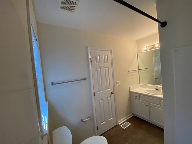 Building Photo - 5333 Cog Hill Ct