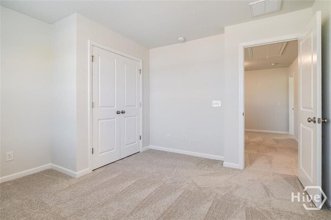 Building Photo - 101 Daylily Dr