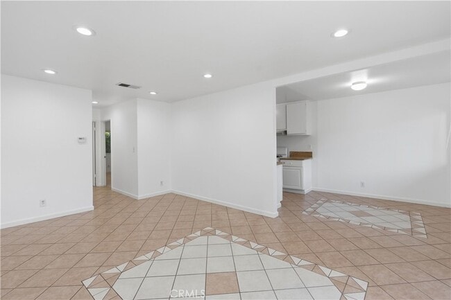 Building Photo - 1250 S Brookhurst St