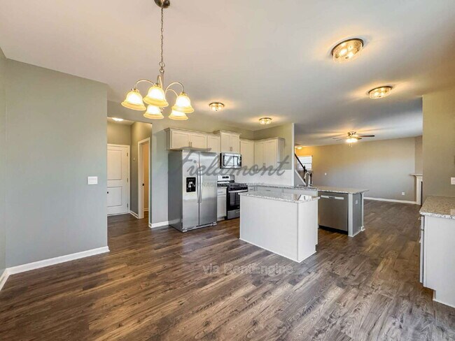 Building Photo - 322 Gammon Ln