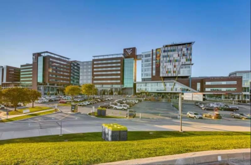 Building Photo - 1108 Valley View Ave