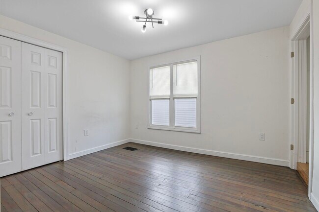 Building Photo - 187 Avondale Ave