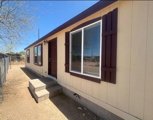 Primary Photo - 1219 E 35th St