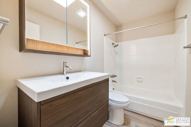 Building Photo - 266 E Via Escuela