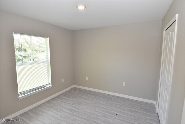 Building Photo - 2121 Firebrand Rd