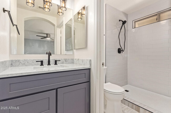 Building Photo - 1609 E Beautiful Ln